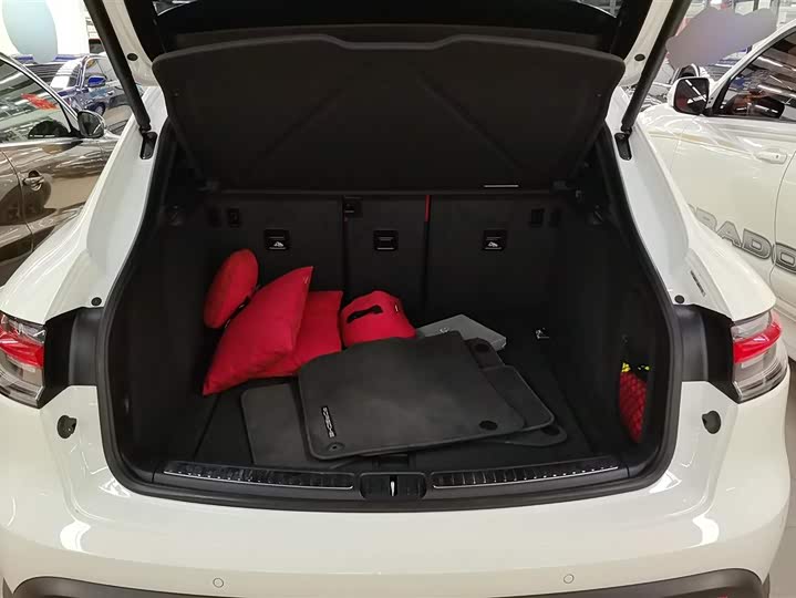 Фото 4 - Porsche Macan