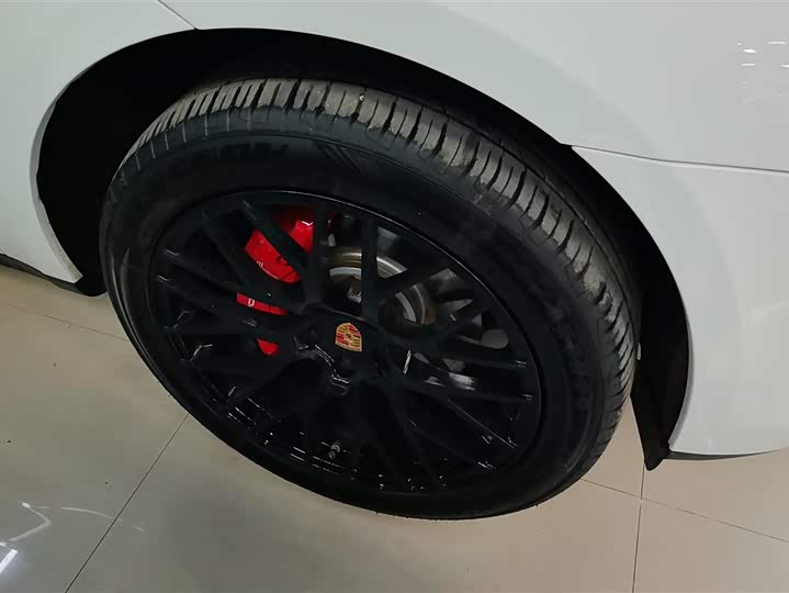 Фото 6 - Porsche Macan