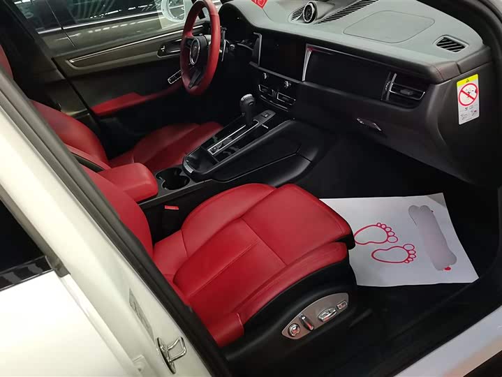 Фото 8 - Porsche Macan