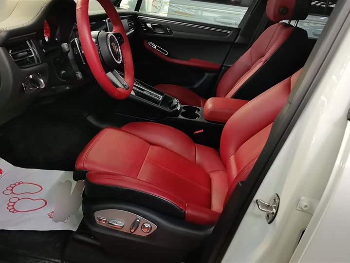 Фото 9 - Porsche Macan