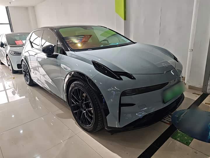 Фото 4 - Zeekr X