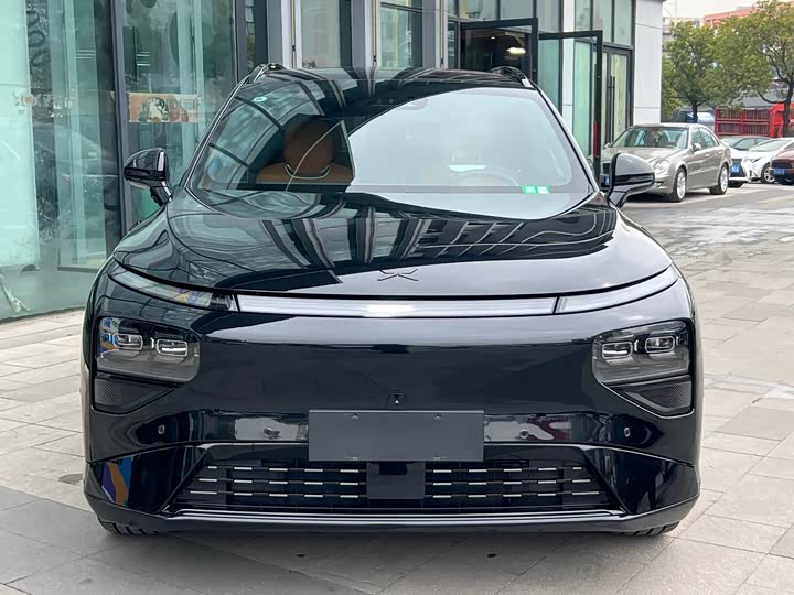 Фото 2 - XPeng G9