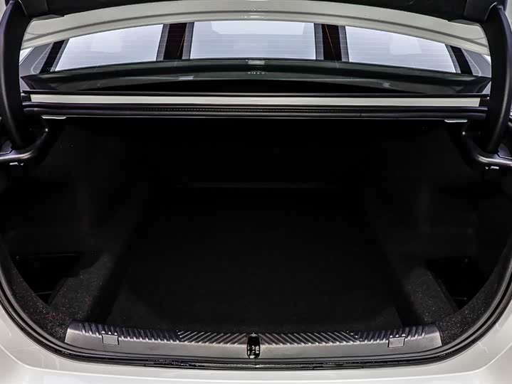 Фото 6 - BMW 5 Series