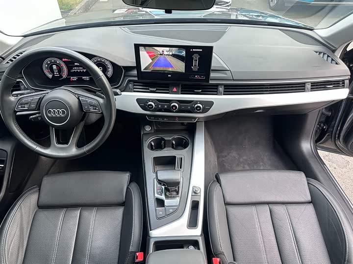 Фото 7 - Audi A4L