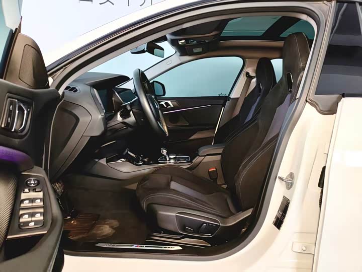 Фото 8 - BMW 2 Series