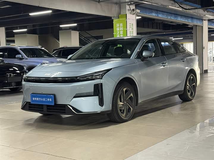 Фото 2 - Geely Galaxy L6