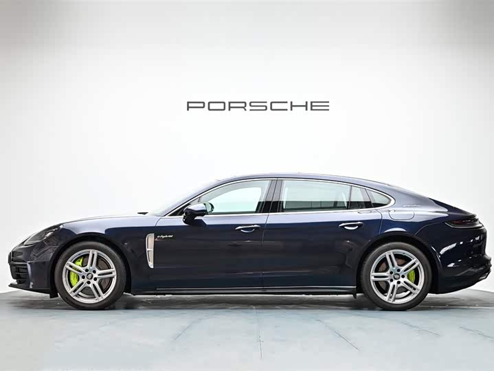 Фото 4 - Porsche Panamera Hybrid