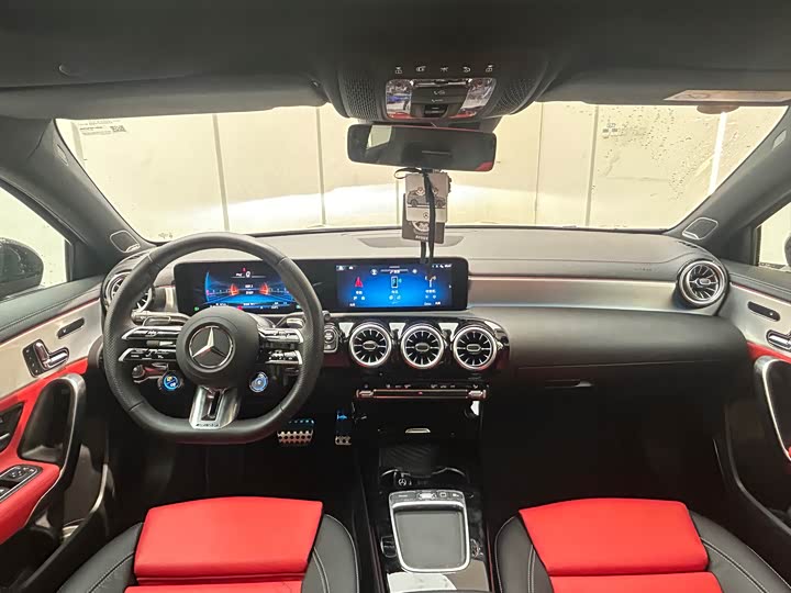 Фото 7 - Mercedes-Benz A-Class AMG