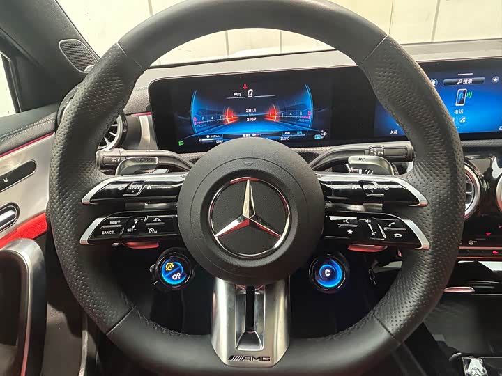 Фото 8 - Mercedes-Benz A-Class AMG