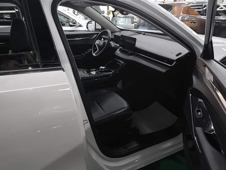 Фото 8 - Haval H6