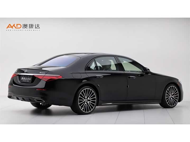 Фото 3 - Mercedes-Benz S-Class