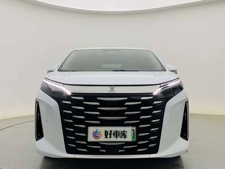 Фото 2 - BYD Xia