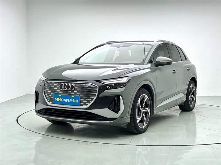 Фото 1 - Audi Q4 e-tron