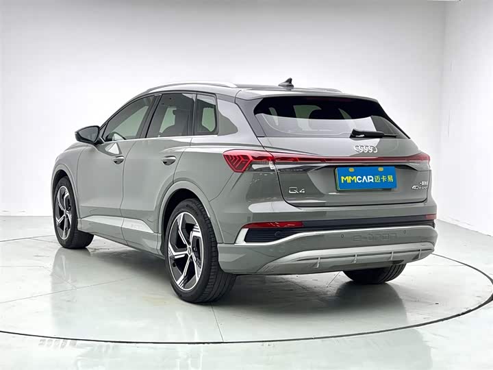 Фото 5 - Audi Q4 e-tron