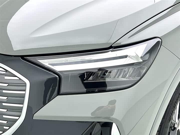 Фото 9 - Audi Q4 e-tron