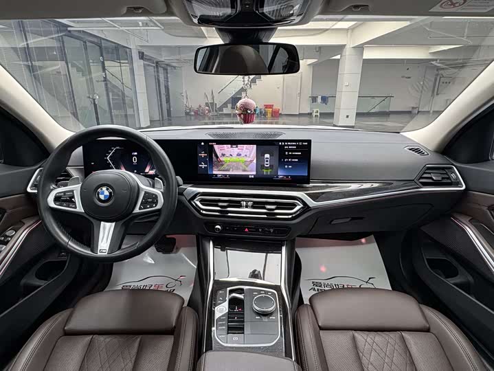 Фото 9 - BMW 3 Series