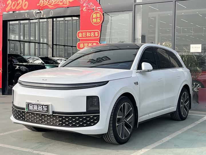 Фото 1 - LiXiang L6