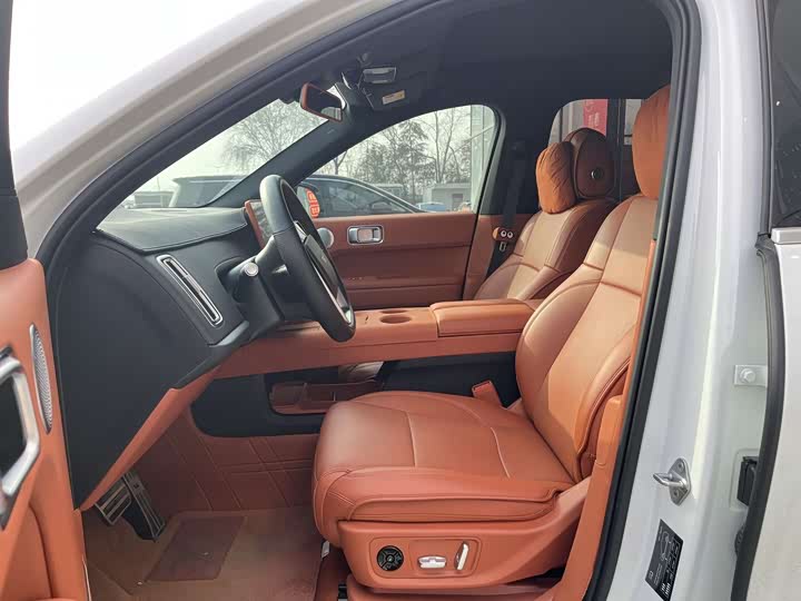 Фото 6 - LiXiang L6