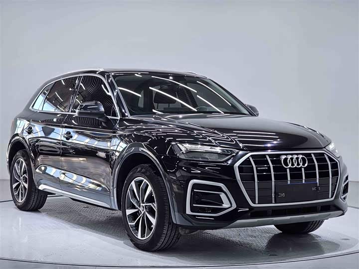 Фото 3 - Audi Q5L