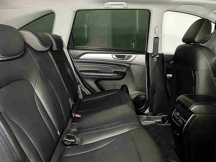 Фото 7 - Haval M6