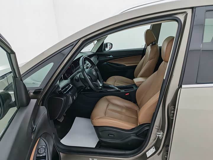 Фото 9 - Buick GL6