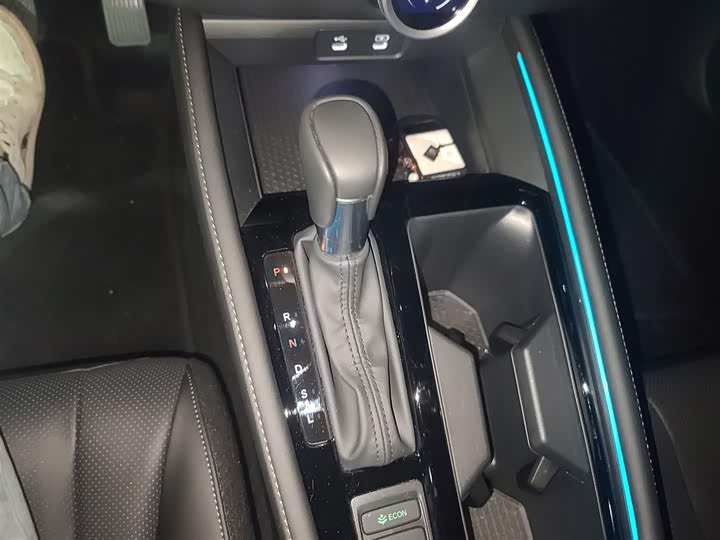 Фото 7 - Honda Accord