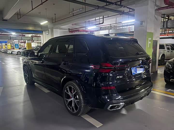Фото 2 - BMW X5