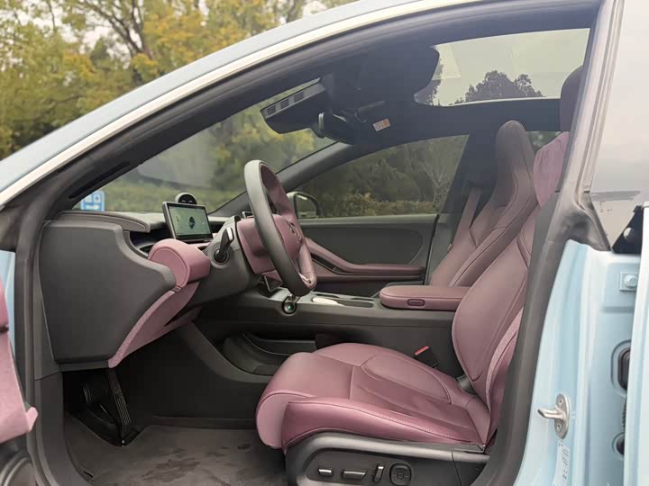 Фото 4 - Nio ET5T