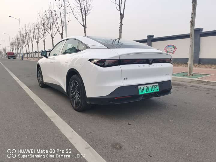 Фото 5 - BAIC Arcfox Alpha S5