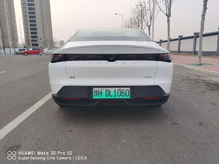 Фото 6 - BAIC Arcfox Alpha S5