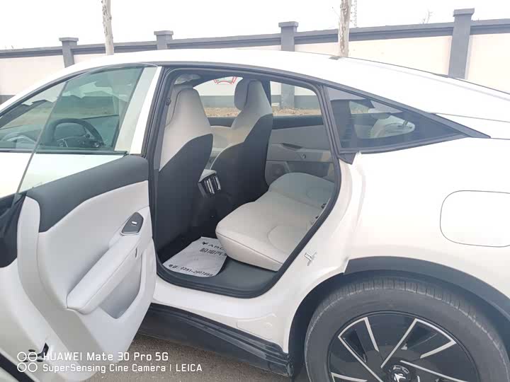 Фото 8 - BAIC Arcfox Alpha S5