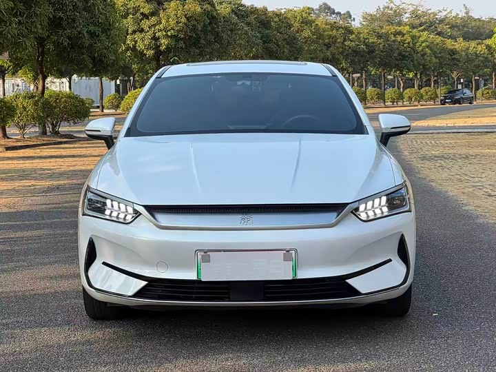 Фото 2 - BYD Qin Plus