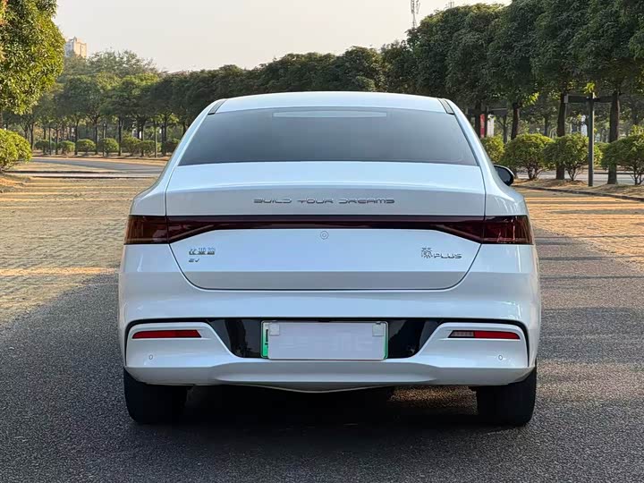 Фото 4 - BYD Qin Plus