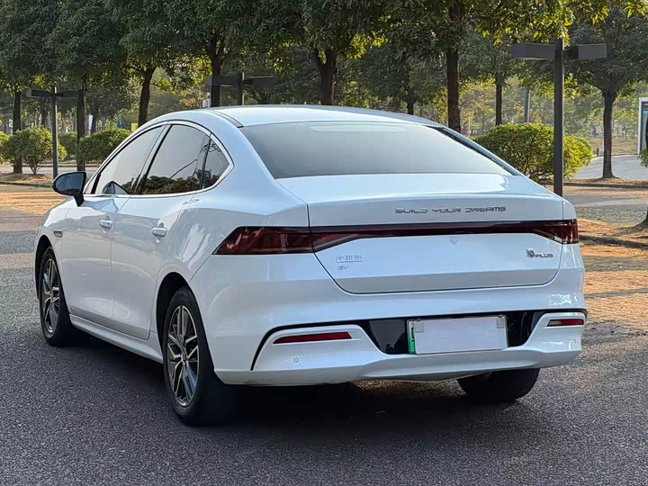 Фото 6 - BYD Qin Plus