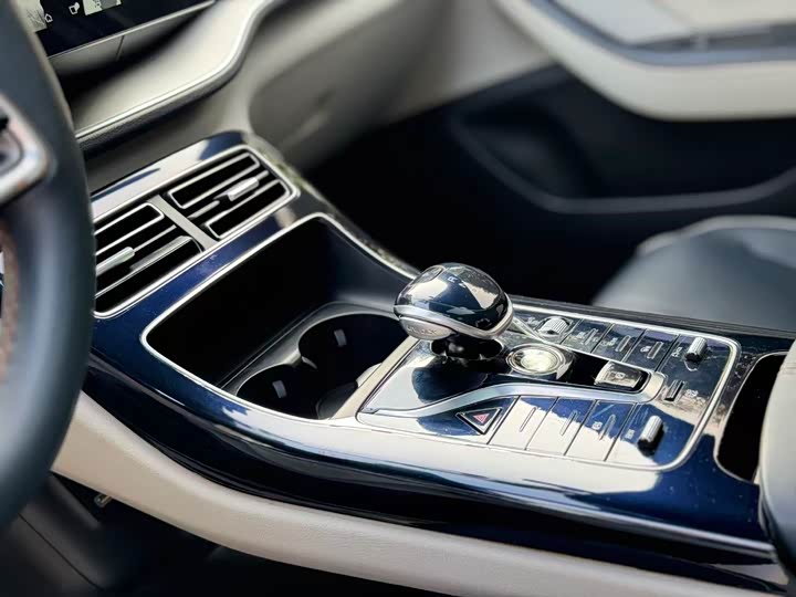 Фото 9 - BYD Qin Plus