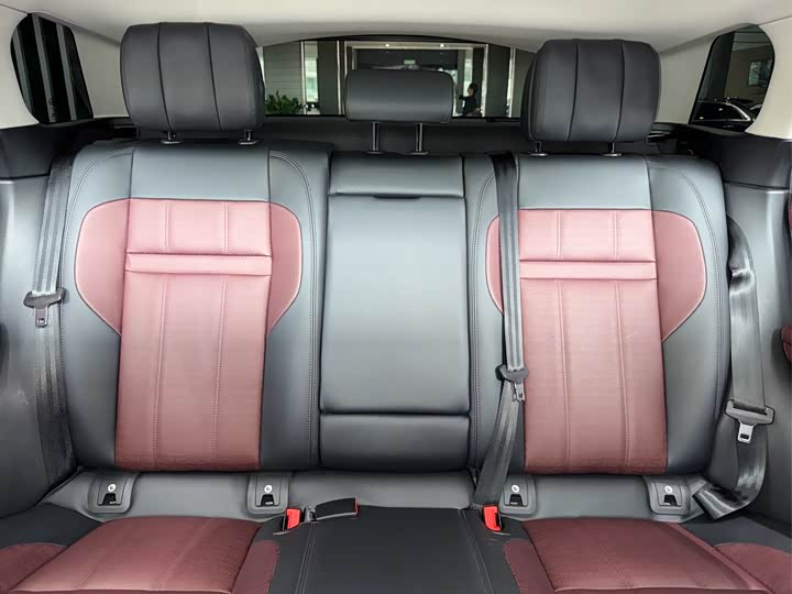 Фото 8 - Land Rover Range Rover Evoque L