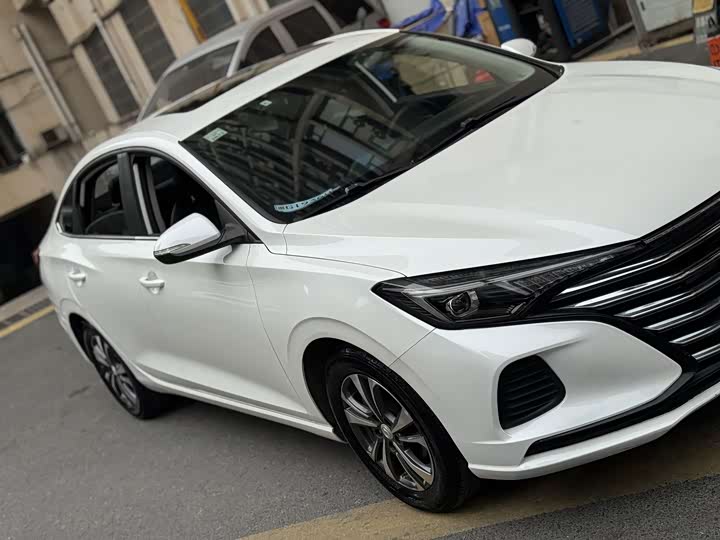 Фото 6 - Changan Eado Plus