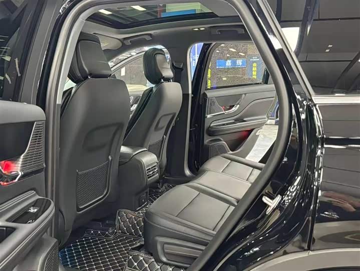 Фото 6 - Lincoln Corsair