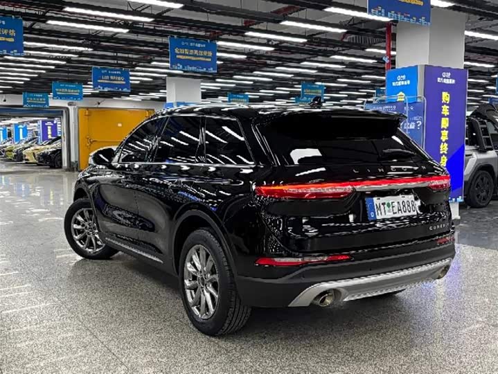 Фото 7 - Lincoln Corsair