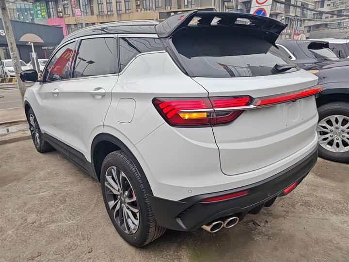 Фото 5 - Geely Coolray