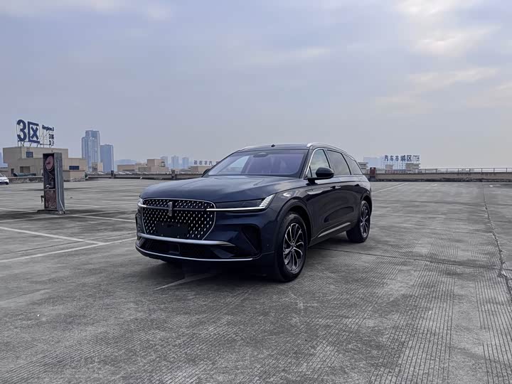 Фото 1 - Lincoln Nautilus