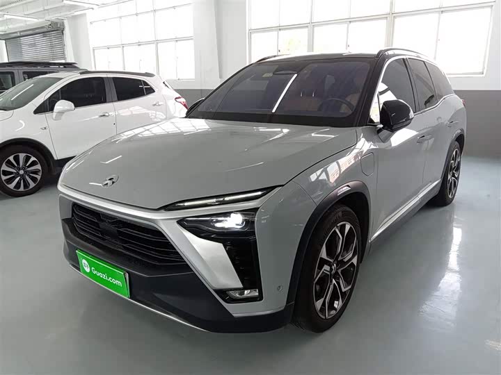 Фото 1 - Nio ES8