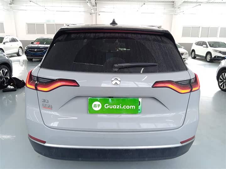 Фото 6 - Nio ES8