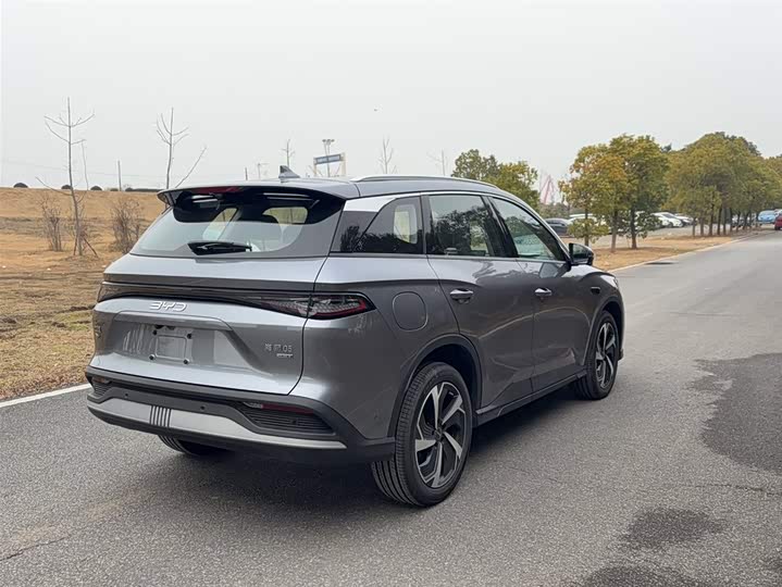 Фото 9 - BYD Sea Lion 05 DM-i Hybrid