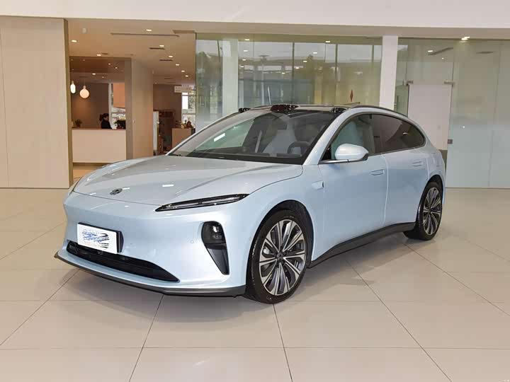 Фото 1 - Nio ET5T