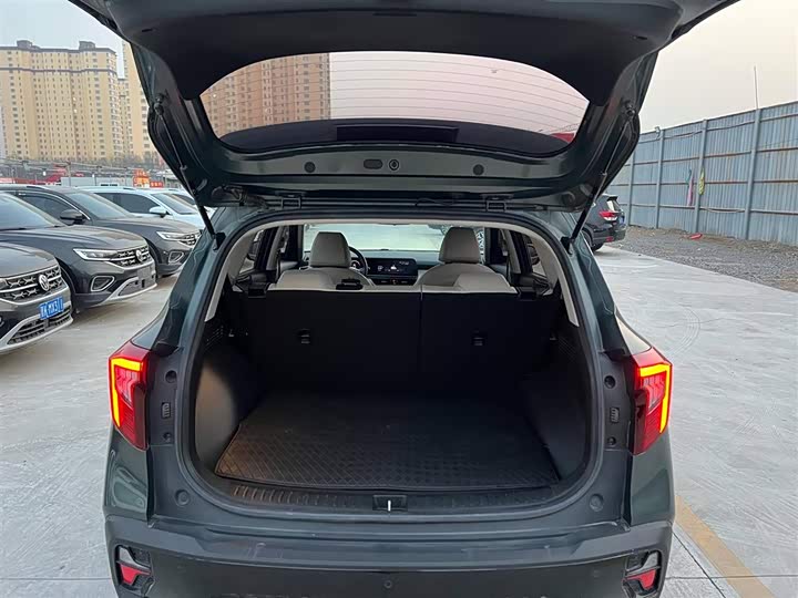 Фото 7 - Kia Seltos