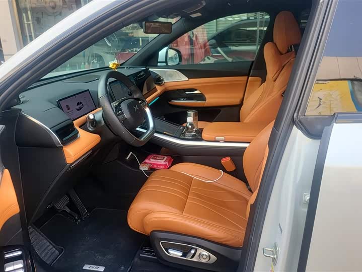 Фото 9 - XPeng G9