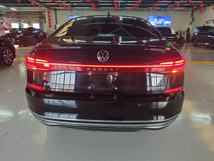 Фото 6 - Volkswagen Passat