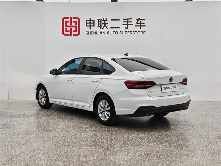 Фото 2 - Volkswagen Lavida