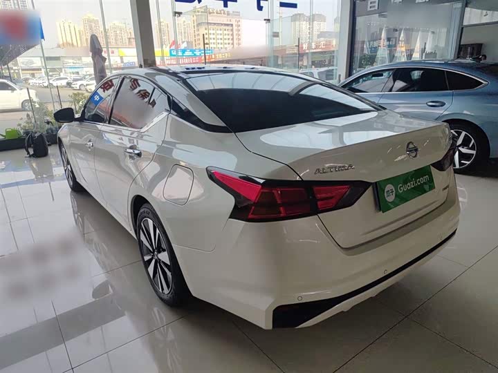 Фото 5 - Nissan Teana